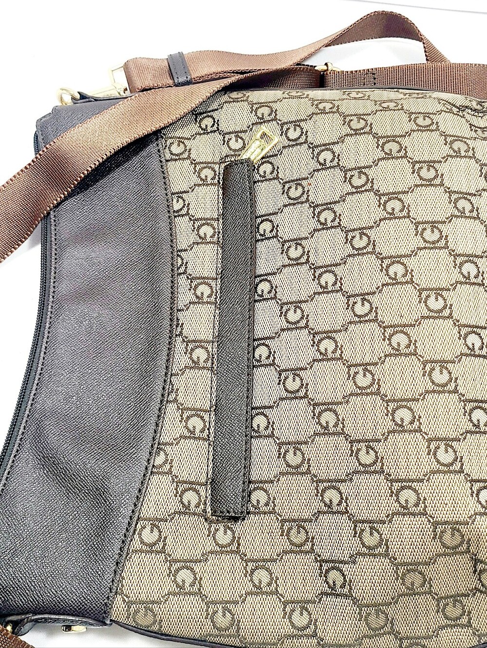 Guy Laroche Canvaa Leather Bag - Picture 6 of 7
